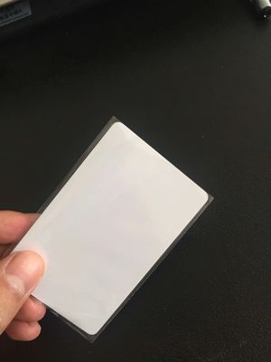 Cr80 पीवीसी कार्ड सामग्री 0.3mm 0.4mm 0.76mm मोटाई आसान मुद्रण