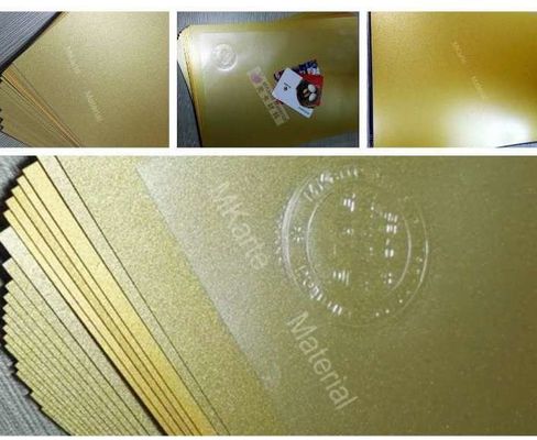 प्लास्टिक कार्ड फाड़ना के लिए गोल्ड कलर डिजिटल प्रिंटिंग पीवीसी शीट्स