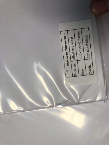 स्मार्ट कार्ड उत्पादन के लिए मजबूत छीलने की ताकत के साथ अनुकूलित आकार 0.3 मिमी सफेद इंकजेट मुद्रण योग्य पीवीसी शीट